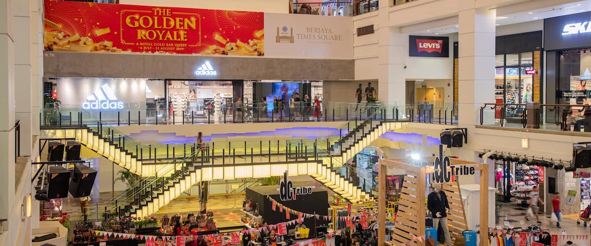 Bukit Bintang Plaza showing shopping and interior views