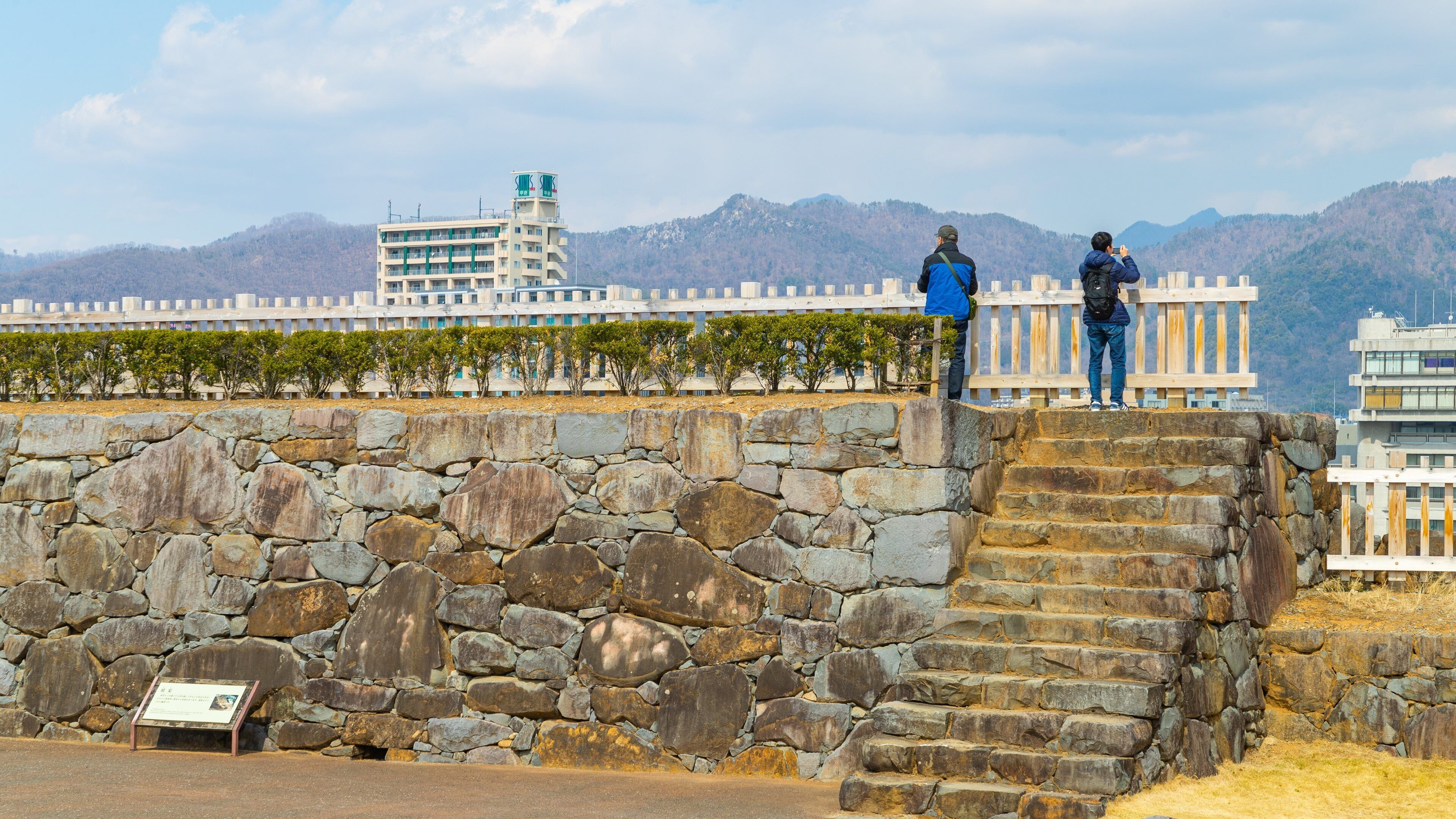 Maizuru Castle which includes views as well as a couple