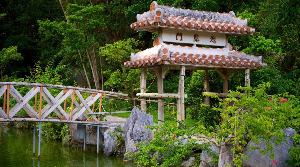 Ryukyu Mura som inkluderer historisk arkitektur