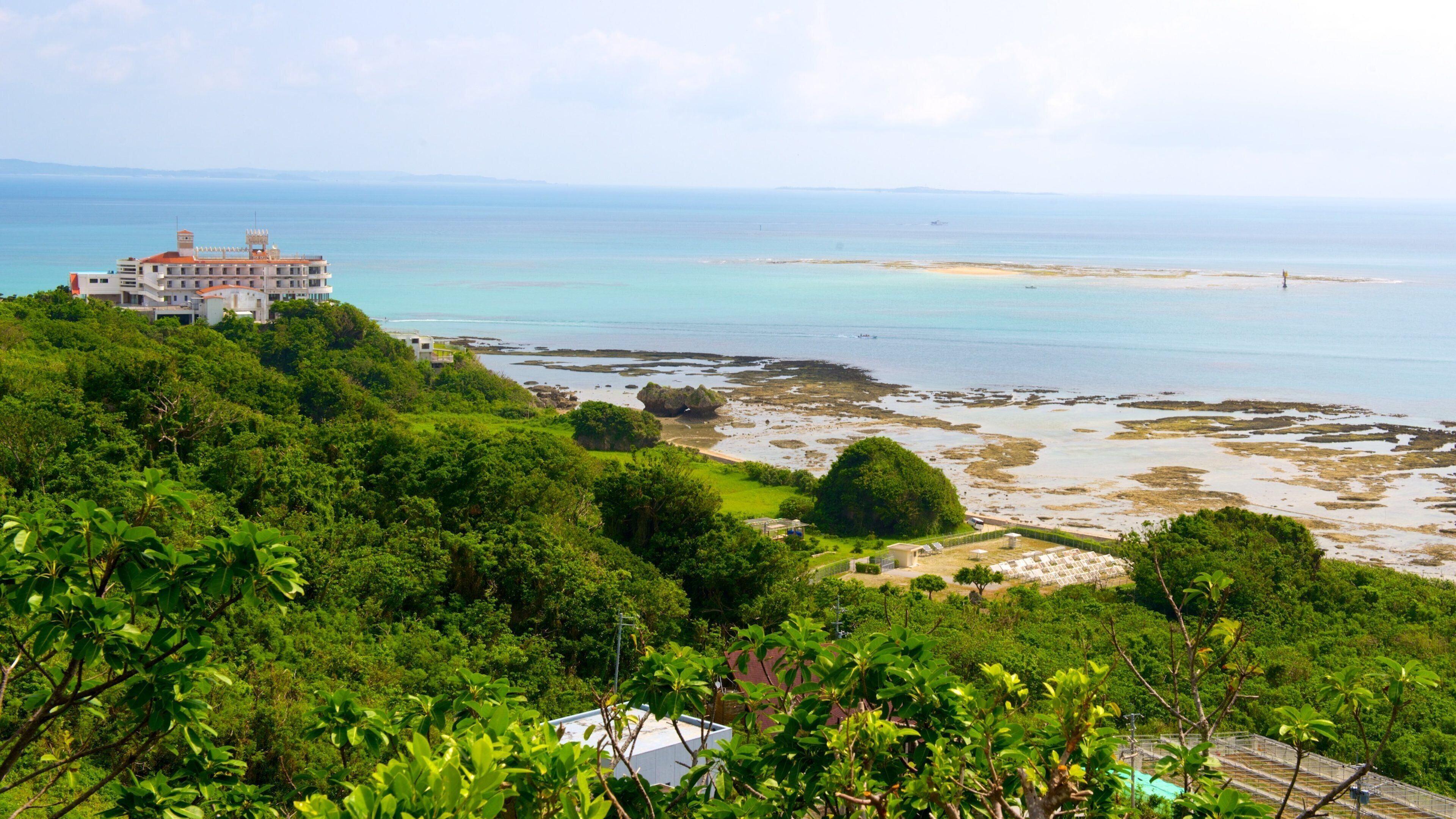 Sefa Utaki che include vista della costa