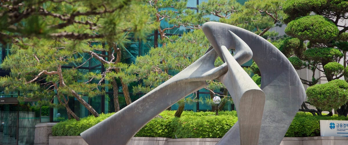 Yeoksam showing a park and outdoor art