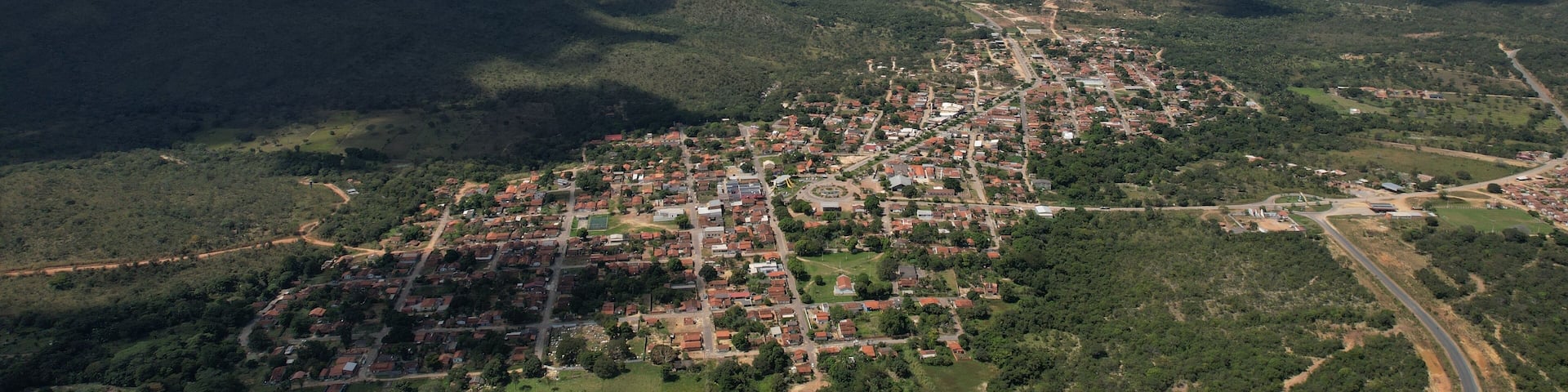 aerial view of Colinas do Sul city, state of Goiás, Chapada dos Veadeiros, Brazil