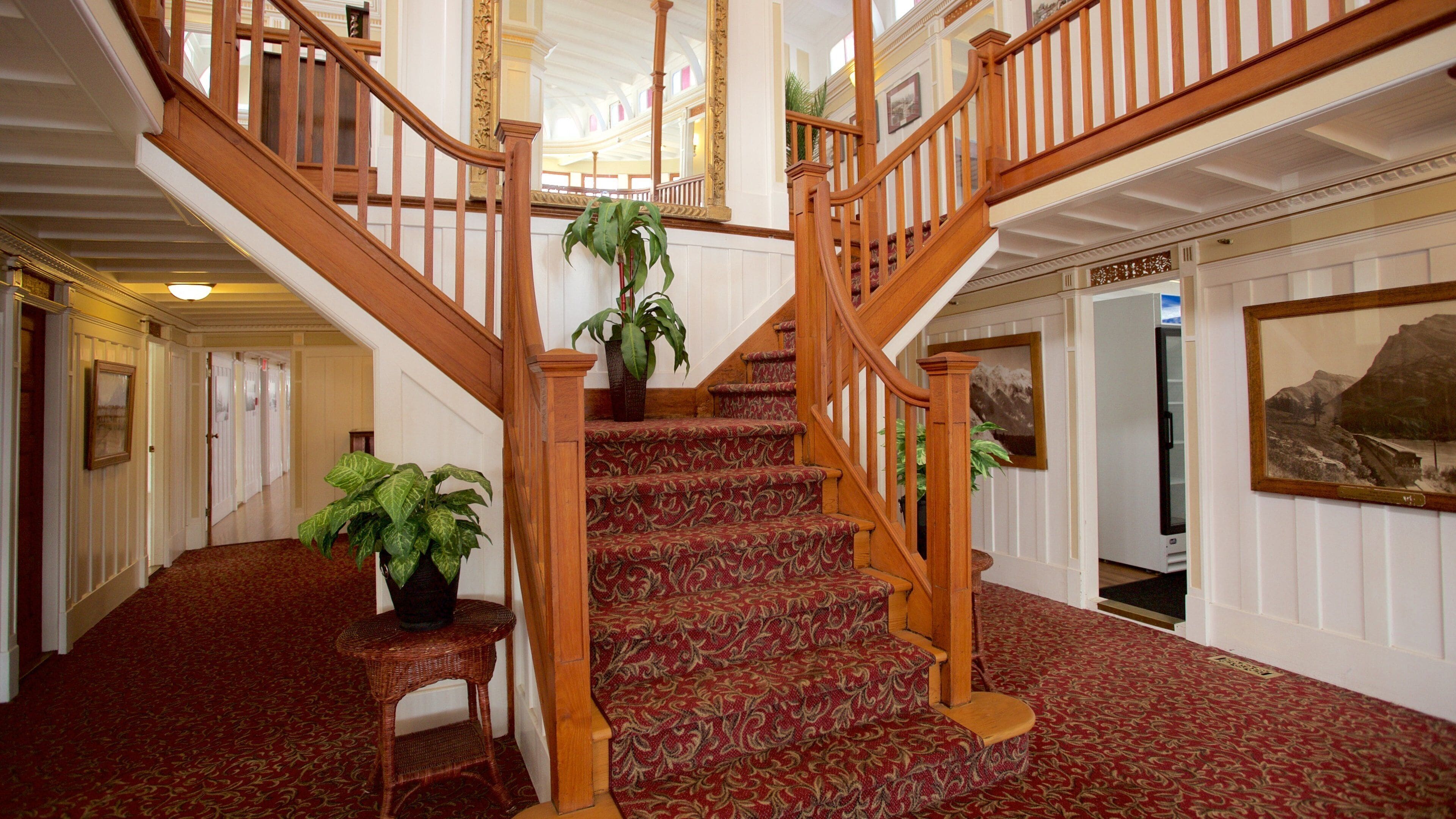 S.S. Sicamous Inland Marine Museum showing boating and interior views