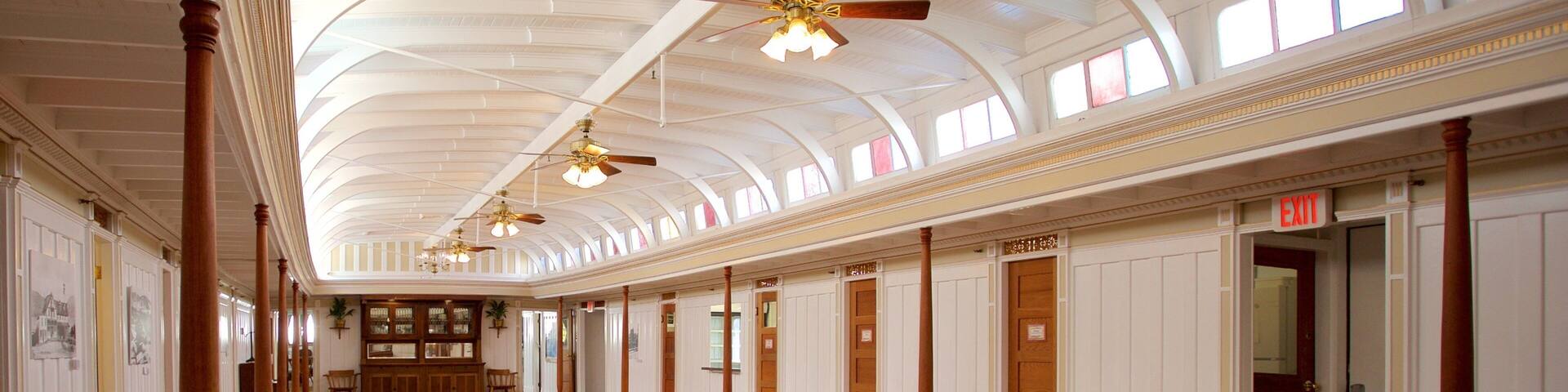 S.S. Sicamous Inland Marine Museum which includes heritage elements and interior views