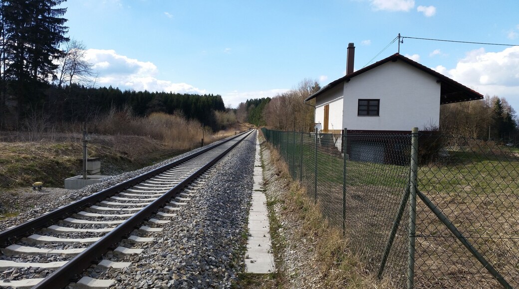 Ehemaliger Bahnhof Unterrammingen im Unterallgäu bei Streckenkilometer 12,707 der Bahnstrecke Buchloe–Memmingen