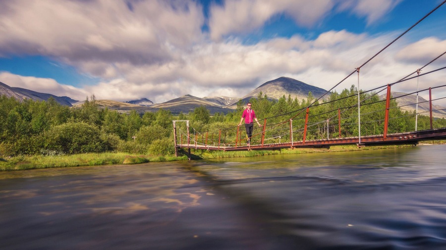 Hiking around Rondane National Park last year was pretty cool :D
#BvSSpring #river