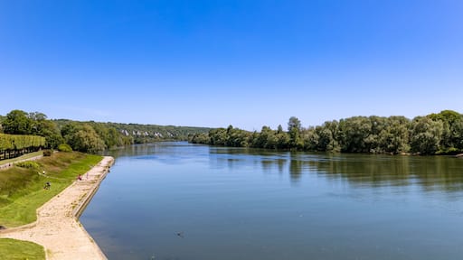 The Seine River bank near La Roche-Guyon, Val d'Oise, France