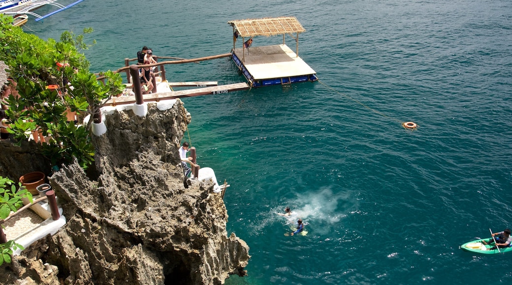 Falaise Ariel\'s Point