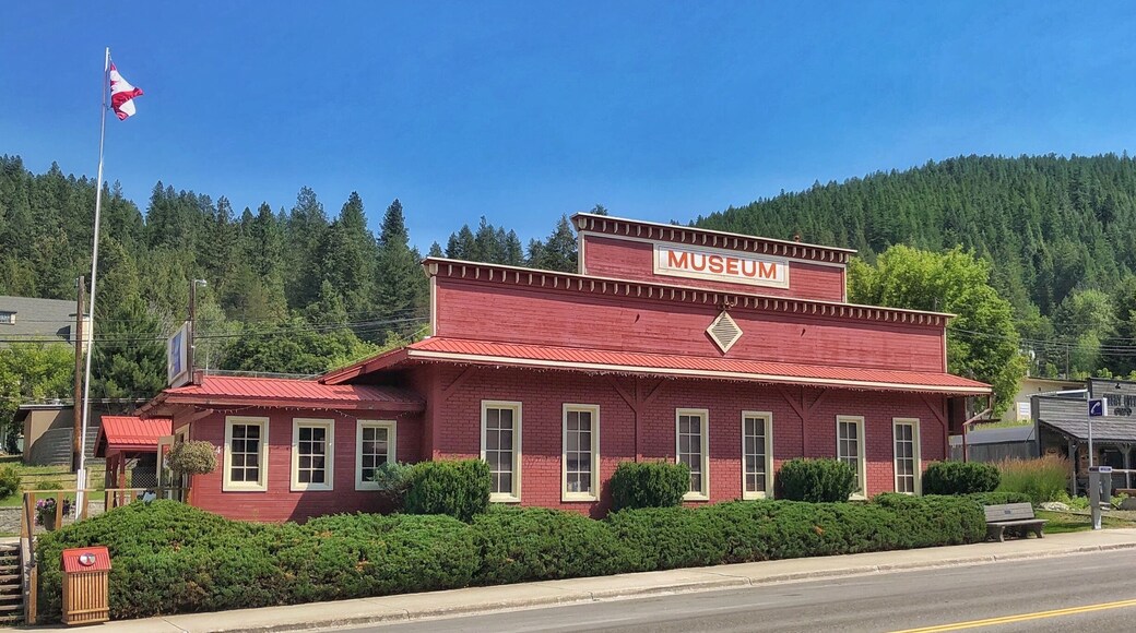 Old building in a very tiny town!