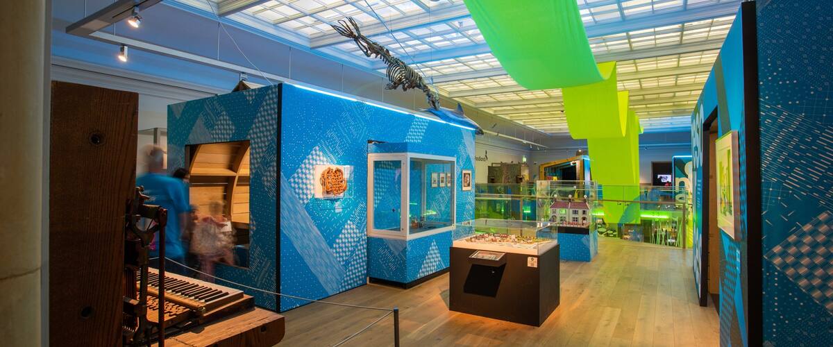 Newcastle City Center featuring interior views