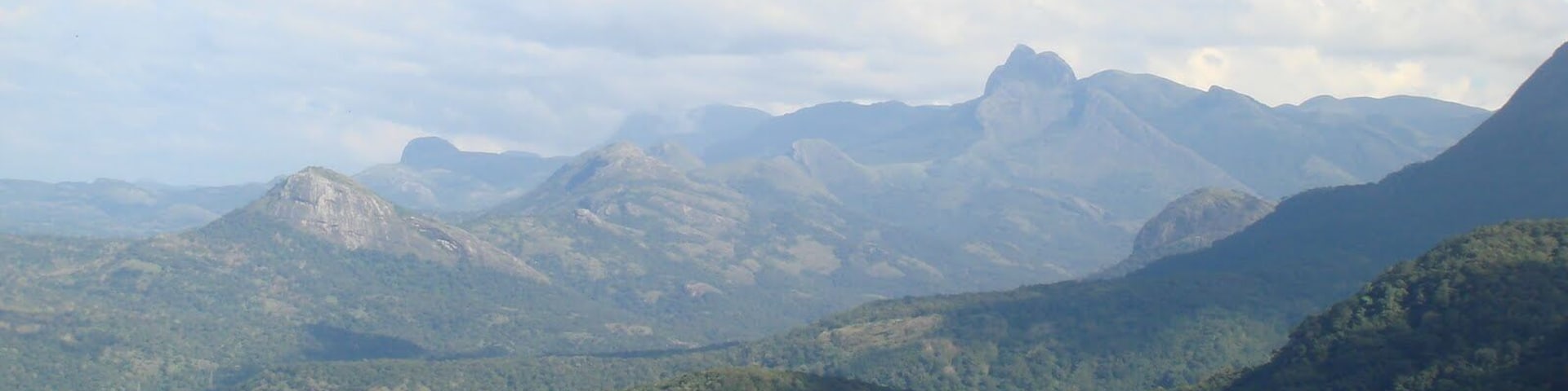The Annamalai mountain range in Valparai.
#hiking #BestOf5 #Green
#BVSBlue