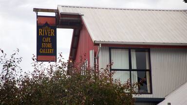 Little River que incluye señalización