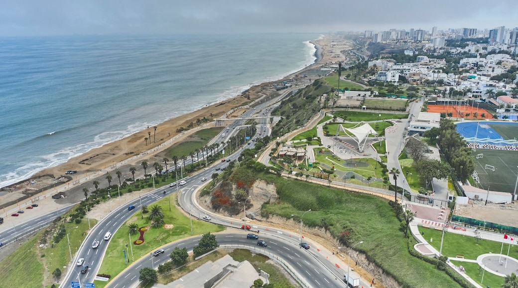 San Isidro district bicentennial park in the city of Lima, Expressway Costa Verde