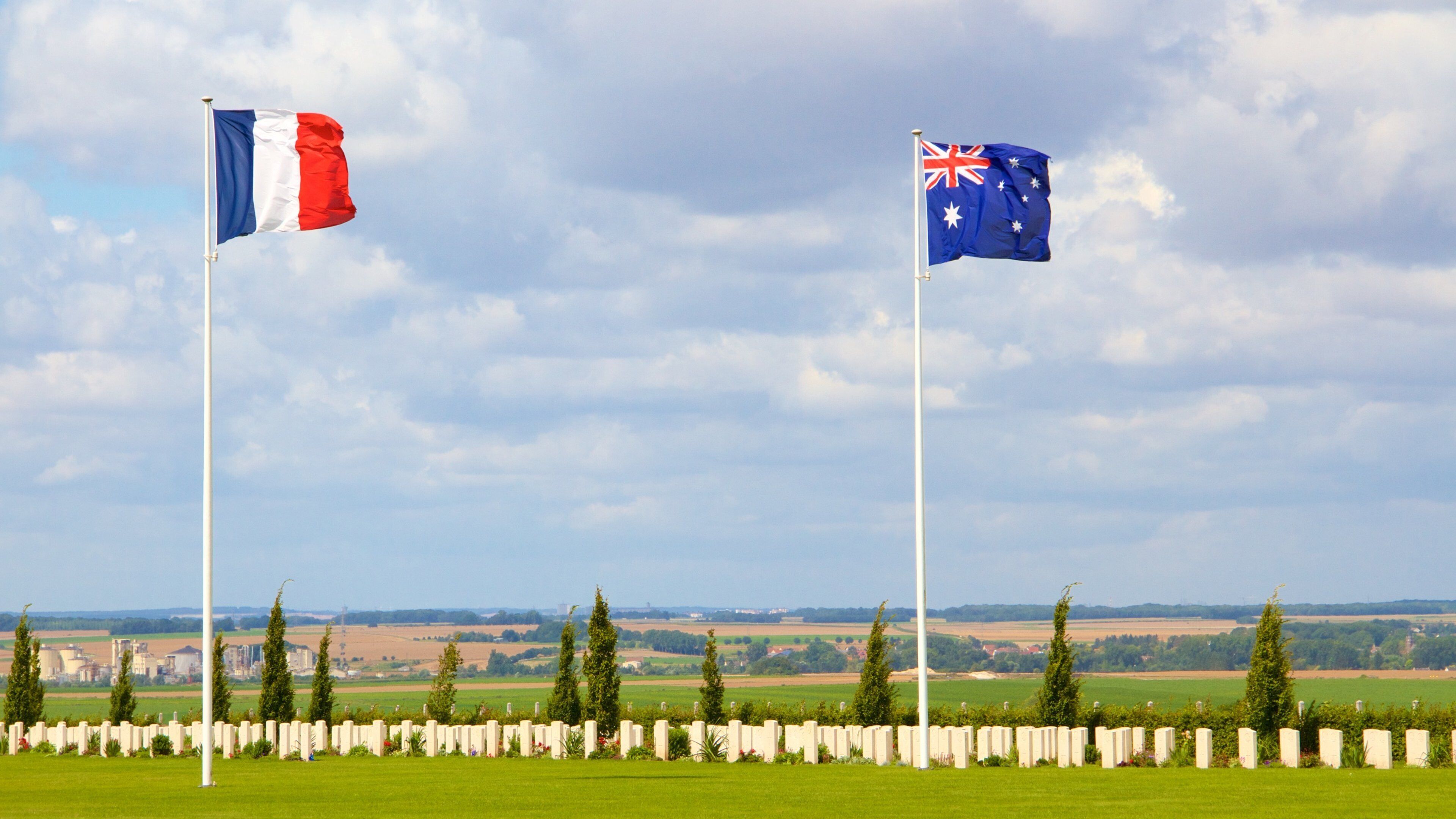 Villers-Bretonneux que incluye un cementerio
