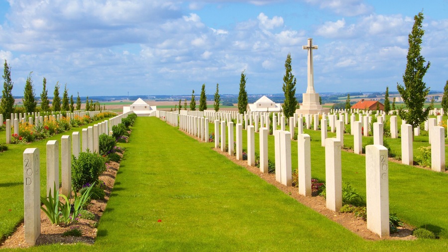 Villers-Bretonneux which includes a cemetery