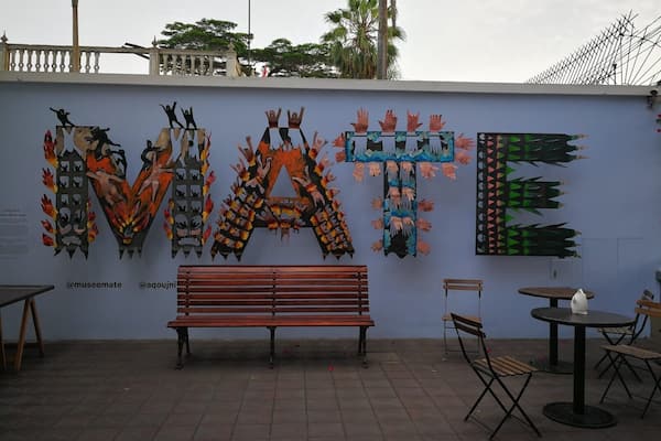 An amazing experience with the best photo collection from Mr Testino
Un lugar increíble donde ver la obra del gran Testino