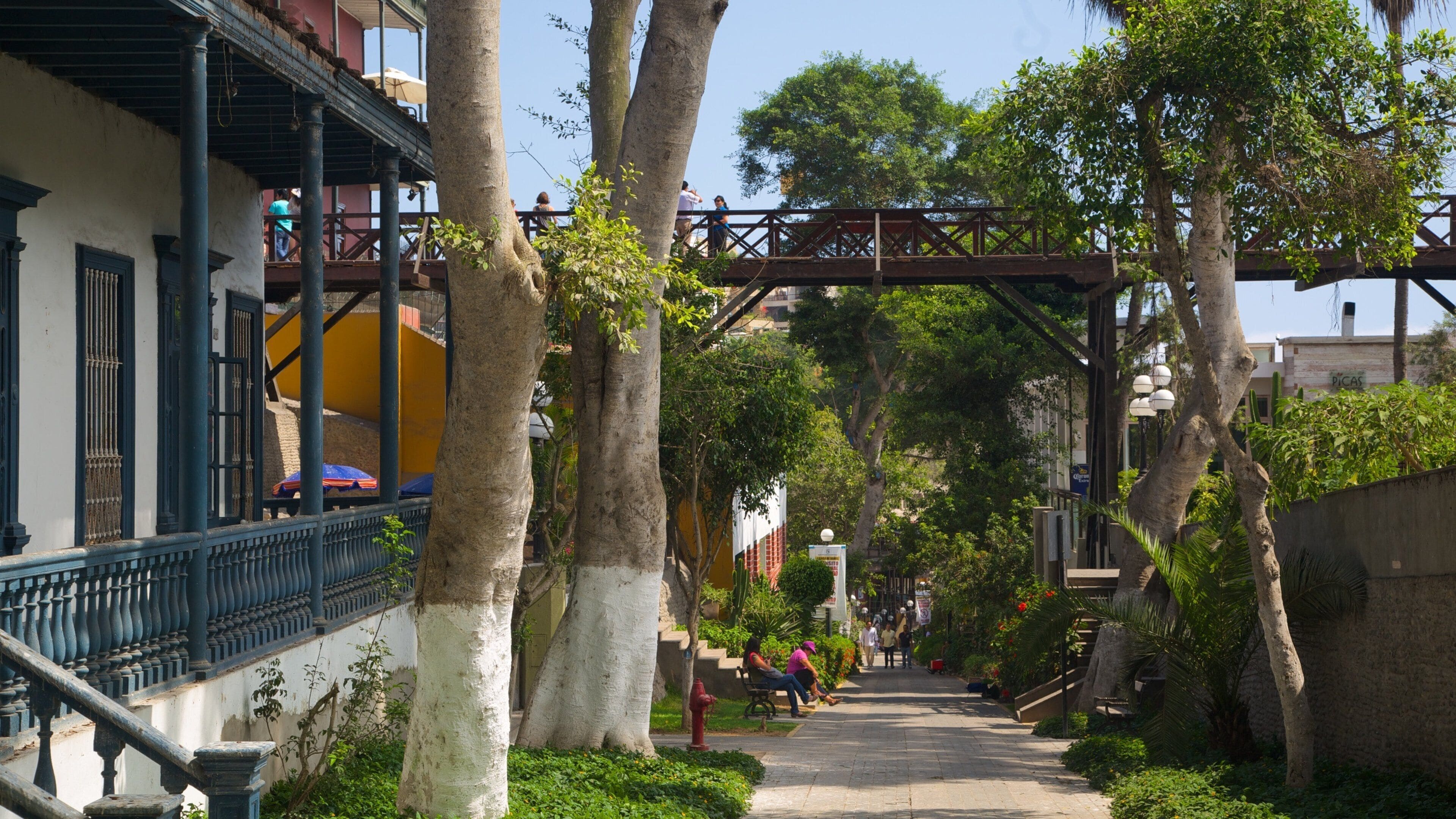 Bridge of Allan เนื้อเรื่องที่ ภาพท้องถนน