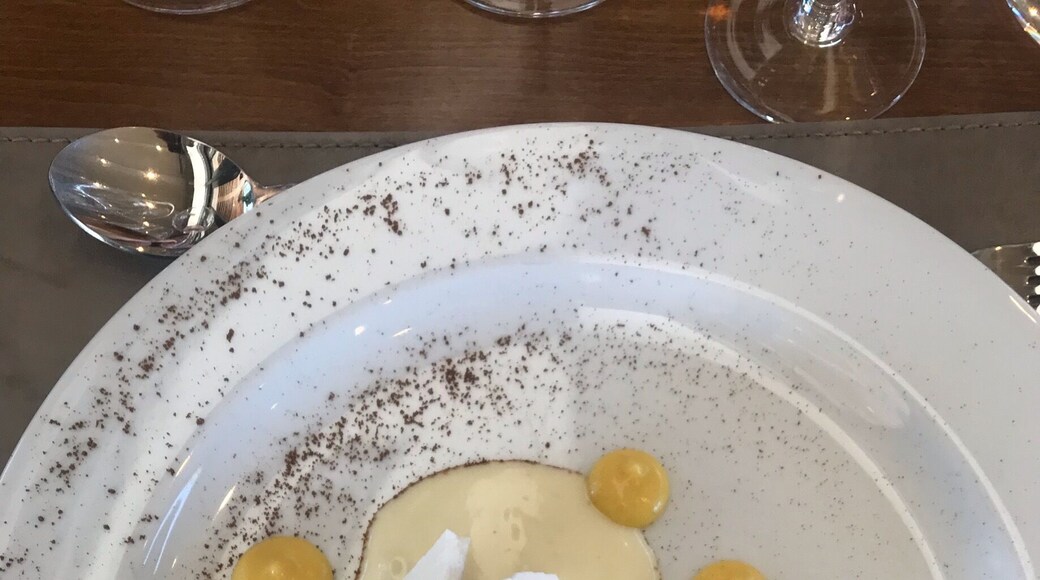 The most incredible meal I’ve had in years! Three courses, menu options, and individual wine pairings for each option. Service, food, and their own olive oil (grown and processed on premises) all matched the caliber of the wine served at this vineyard.