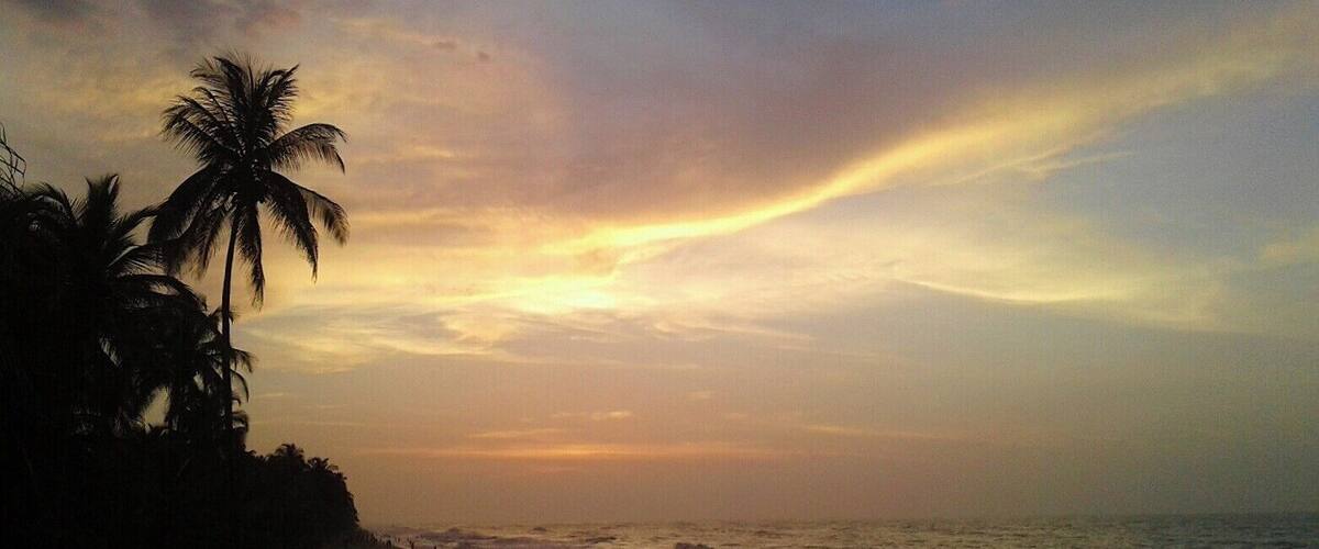 Why are sunsets so soothing? And in Palomino you'll see them like nowhere else #AquaTrove
#nature