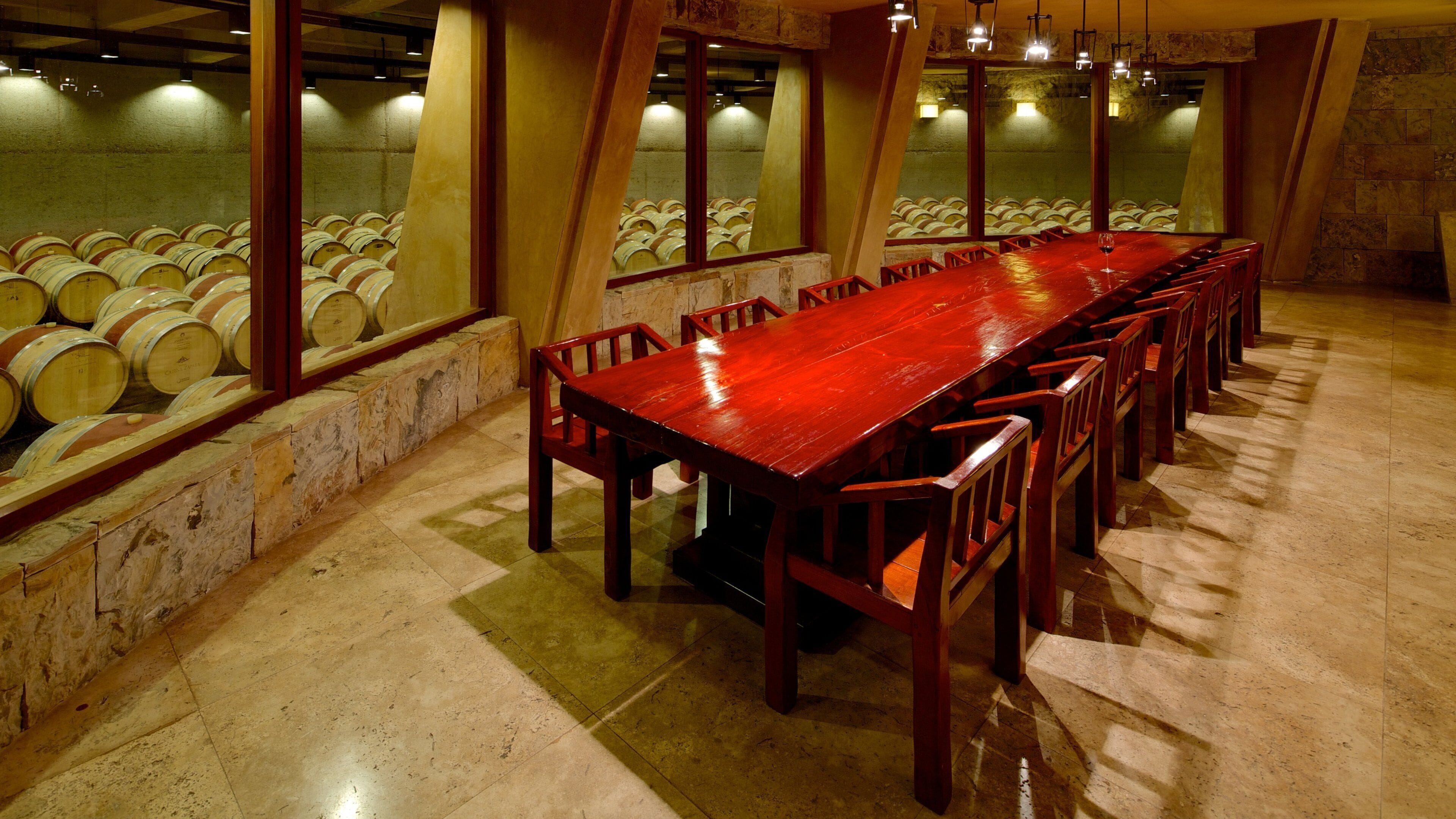 Catena Zapata Winery showing interior views