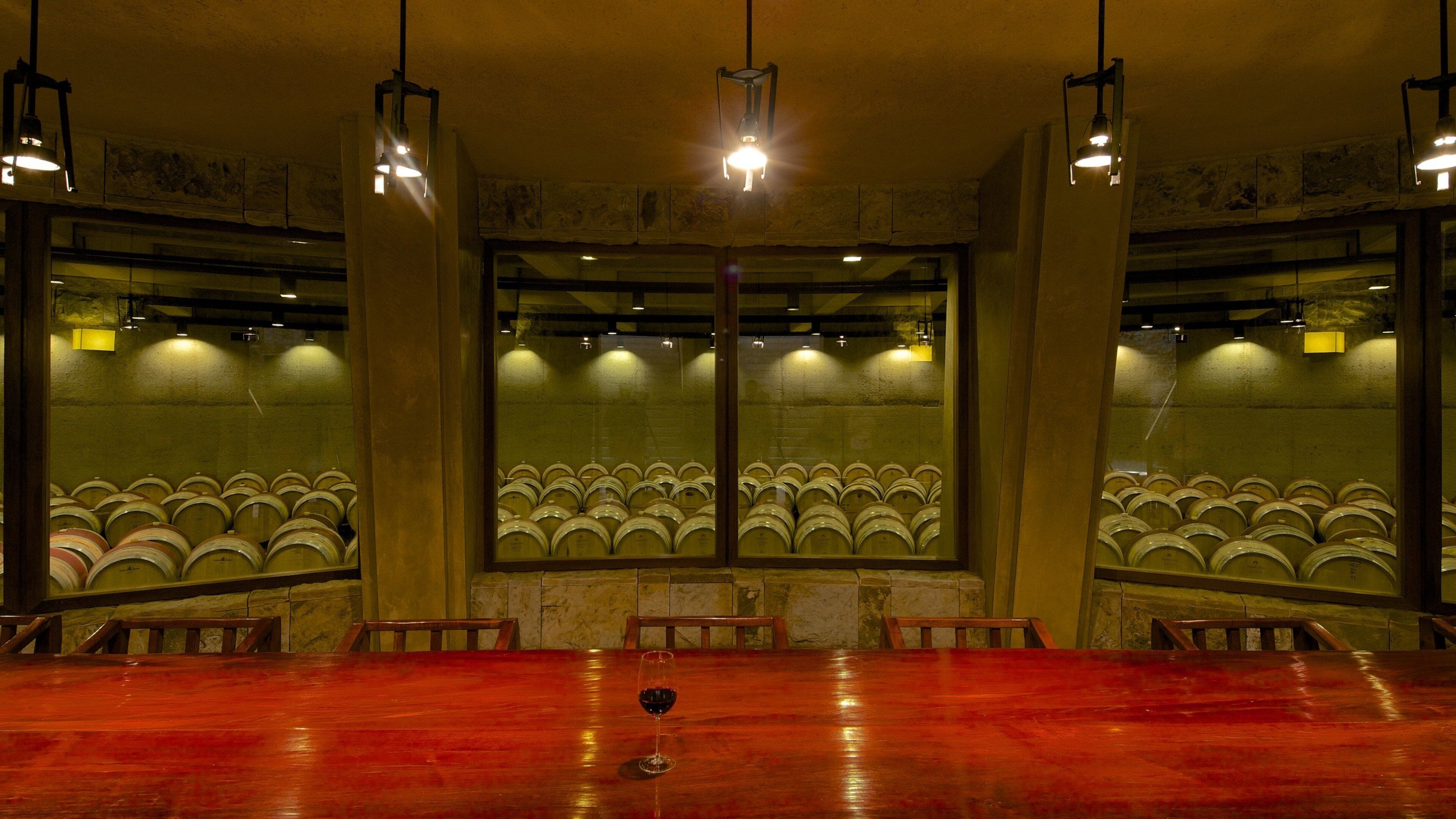 Catena Zapata Winery showing interior views