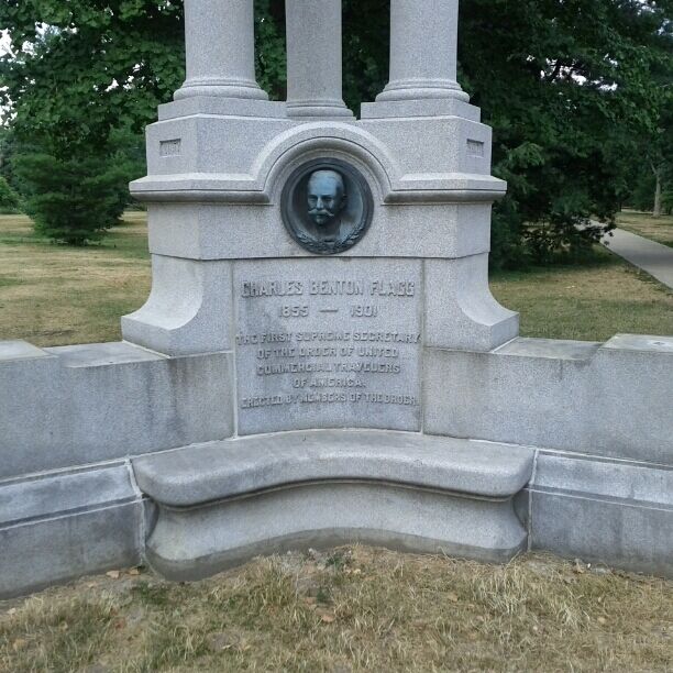 Charles Benton Flags. Quite a title, no idea what it means. 