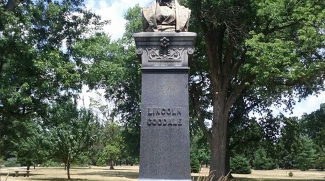 The bronze bust of Lincoln Goodale, the man who donated the land for the park.
