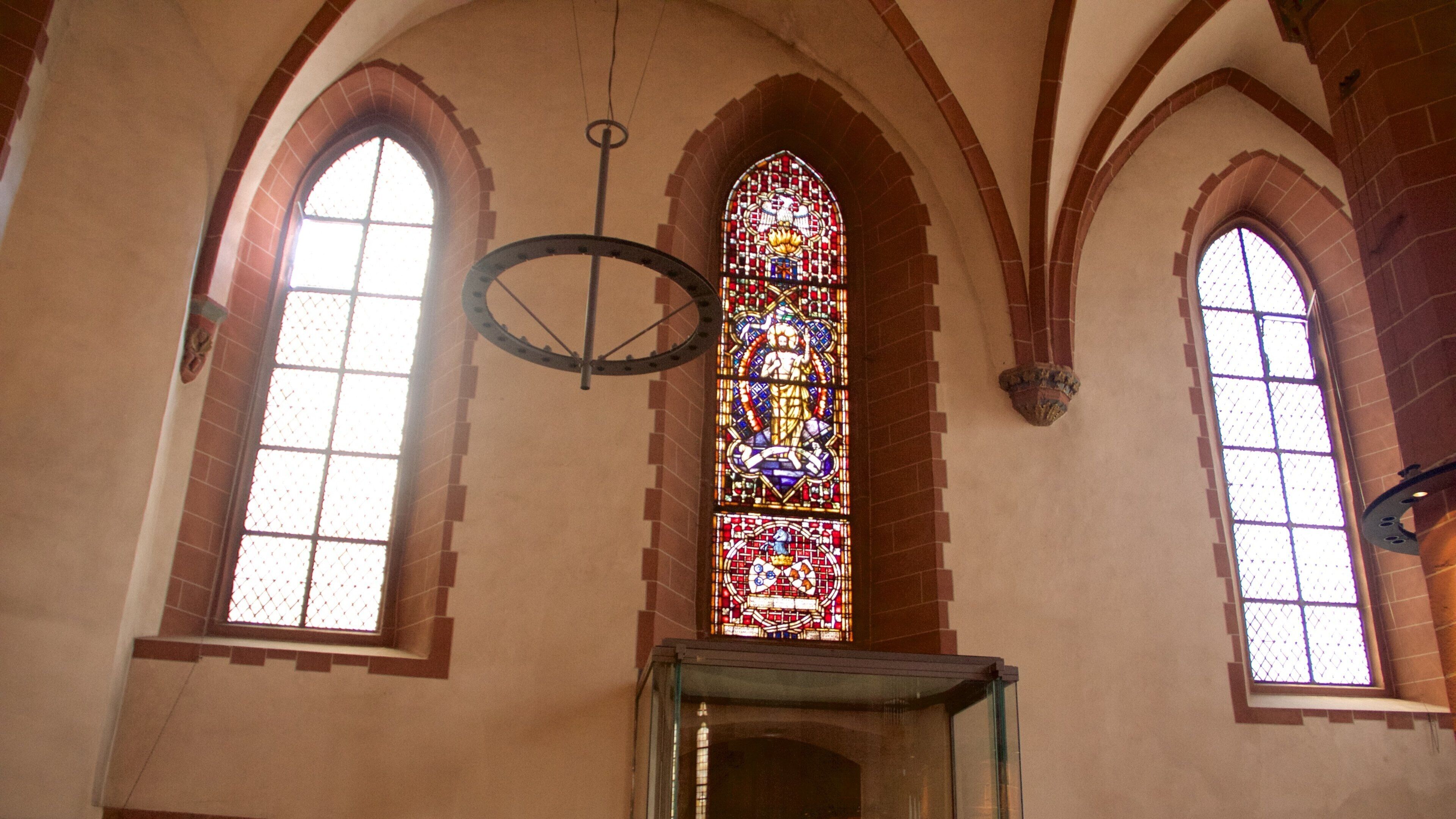 Old Nicholas Church showing a church or cathedral, religious aspects and interior views