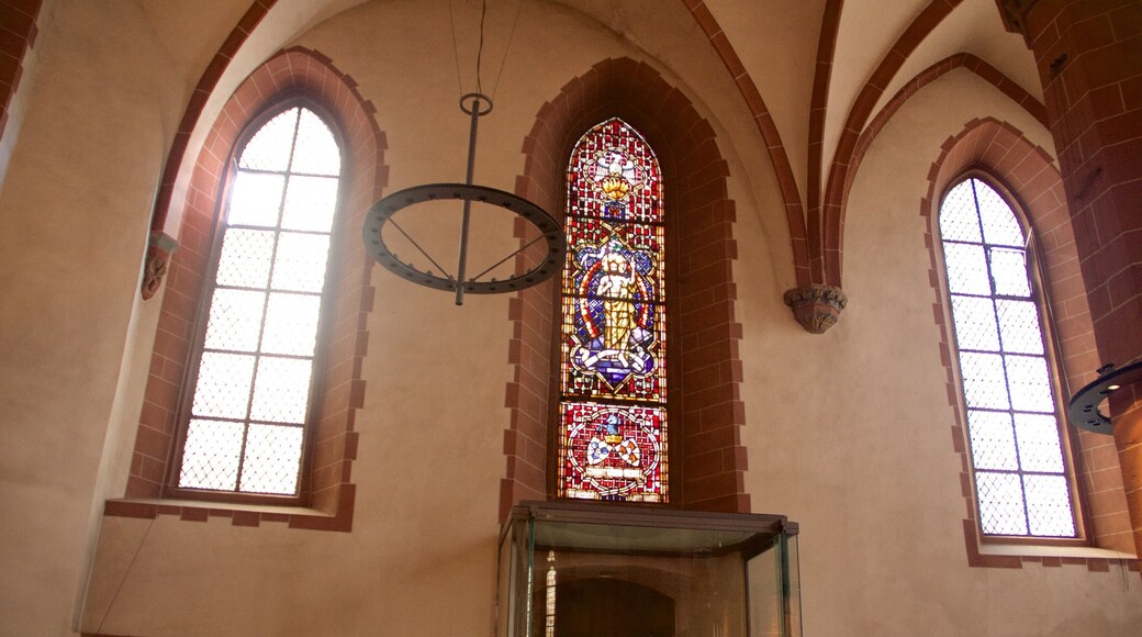 Old Nicholas Church showing a church or cathedral, religious aspects and interior views