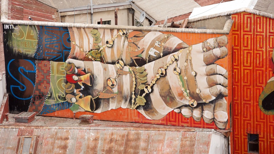 Mirador Paseo Gervasoni showing outdoor art