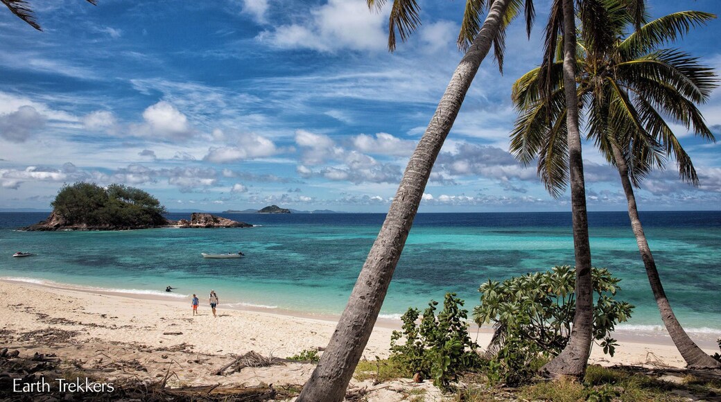 Monuriki Island, also known as Modriki Island, is the filming site for the movie "Castaway." Day trips run here from the Mamanucas, giving visitors a few hours to explore the island, swim in the ocean, and enjoy the views. This is paradise! #paradise #beach #blue #familyfun
To read more about how to visit Monuriki (Modriki) Island in Fiji: http://www.earthtrekkers.com/modriki-island/