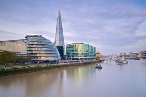 Edificio The Shard que incluye vistas de paisajes, una puesta de sol y una ciudad