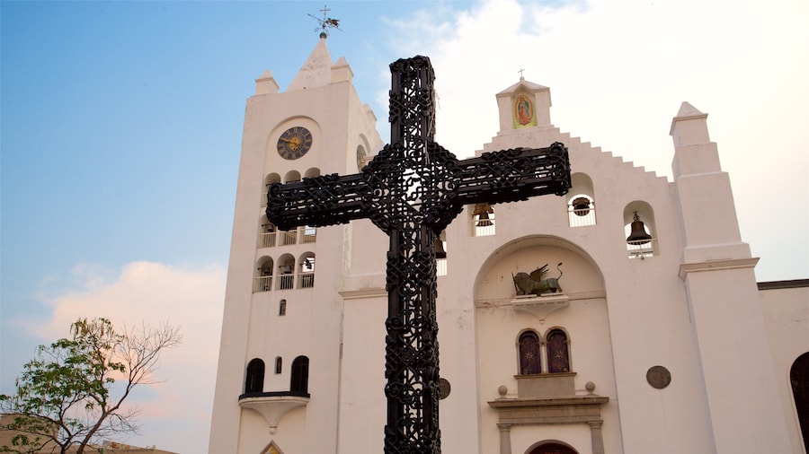 San Marcos Cathedral showing religious elements, heritage elements and a church or cathedral