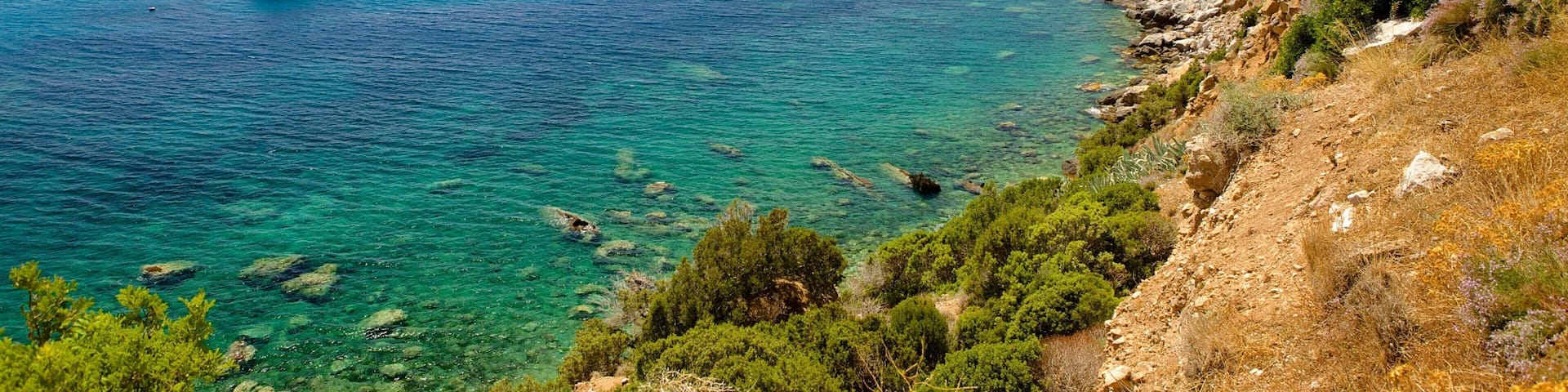 Porto Flavia das einen schroffe KĂŒste