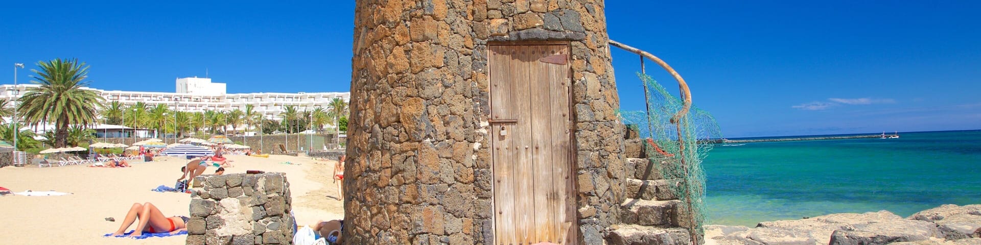 Plage de Las Cucharas montrant plage de sable et vues littorales