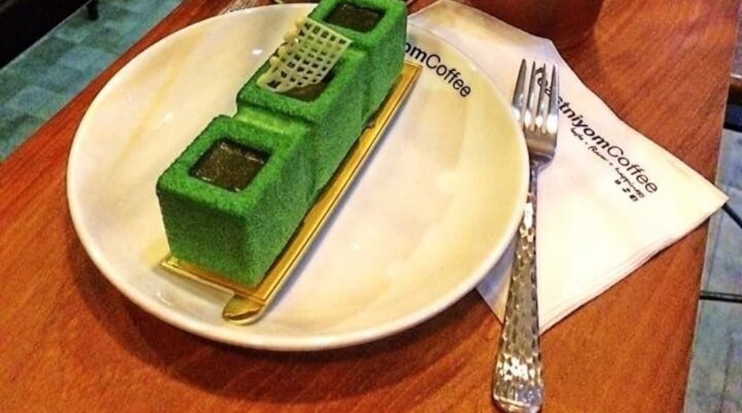 Matcha Green Tea & Honey lemonade, I Feel Good 🥁da da da 🎼 #Rost-ni-yom Coffee,Maejo Chiang Mai ,Thailand