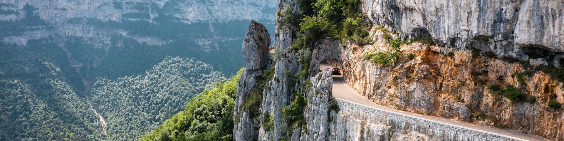 Route et paysage du Vercors en France