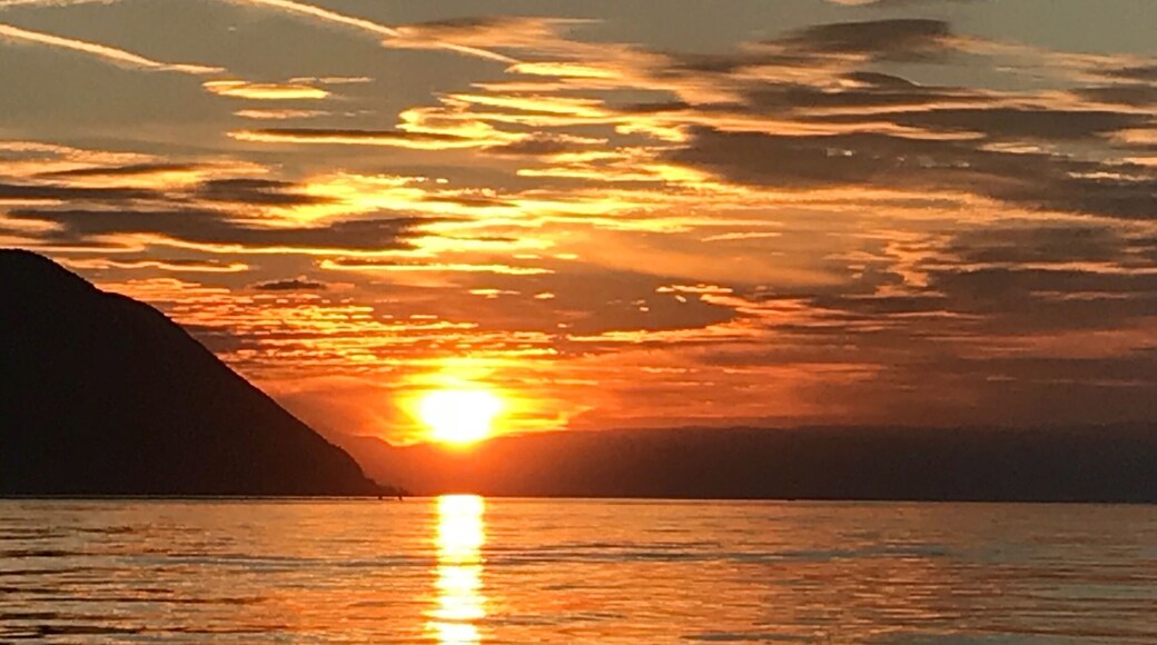 Fiery light over the calm lake. A perfect ending for the week.