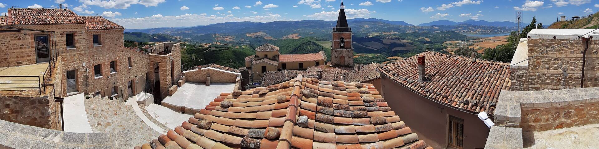 Cairano - Panoramica del centro storico