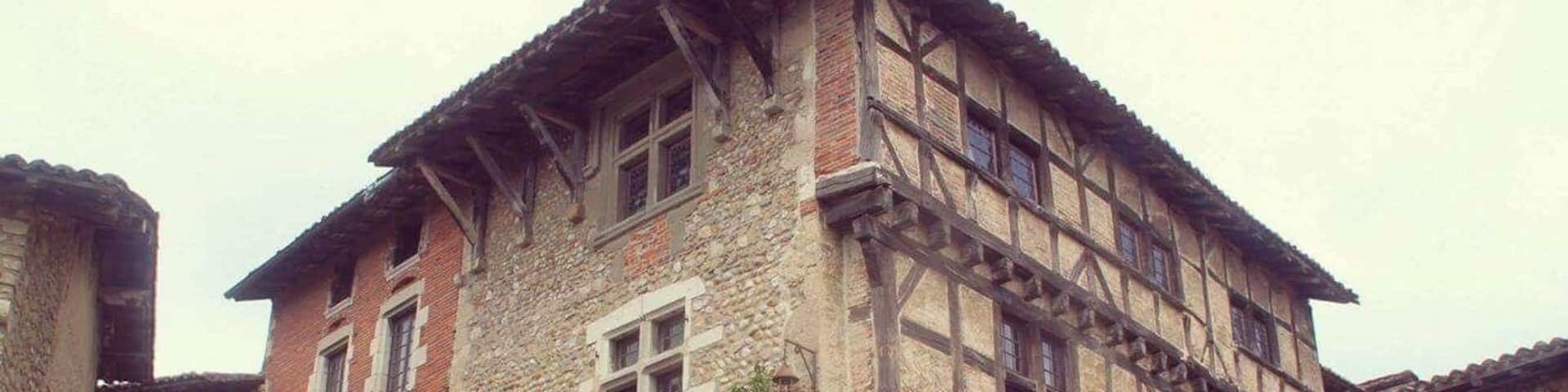 Can't stop falling in love with the lovely medieval town in Perouges, France 😘😘😘 #StunningStructures