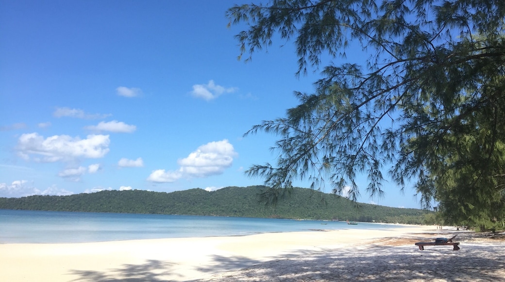 It's hard to beat the beauty that is Saracen Bay, Koh Rong Sanleom's white water beach. The island is a perfect place to relax for a few days - no wifi and some hostels have limited electricity. It's not a party island but it sure is paradise.
#waterlust