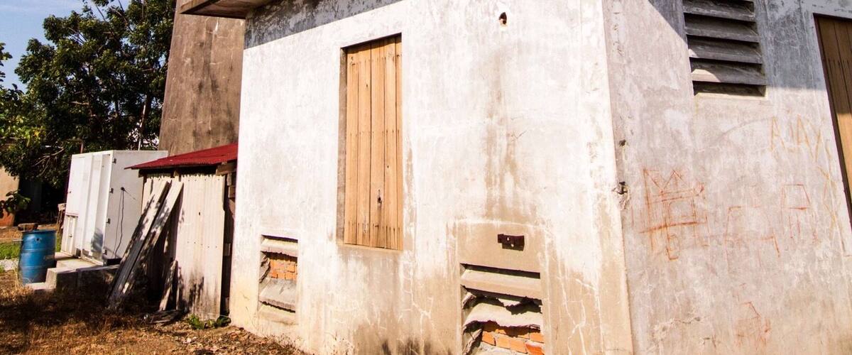 The #lighthouse on Koh Rong Sanloem, #Cambodia đ°đ takes quite a walk to get to, but itâs worth it if you love #abandoned places and great views!
#LifeAtExpedia