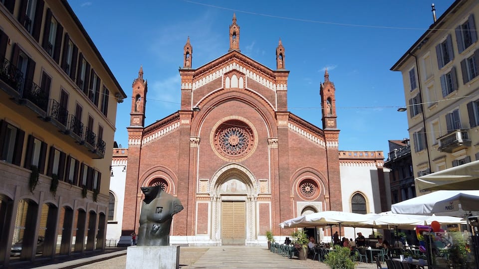 Italy , Milan May 2021 , San Simpliciano church in Brera district and vintage market on Sunday - people and tourist visiting downtown of the city after finish of lockdown due Covid19 Coronavirus