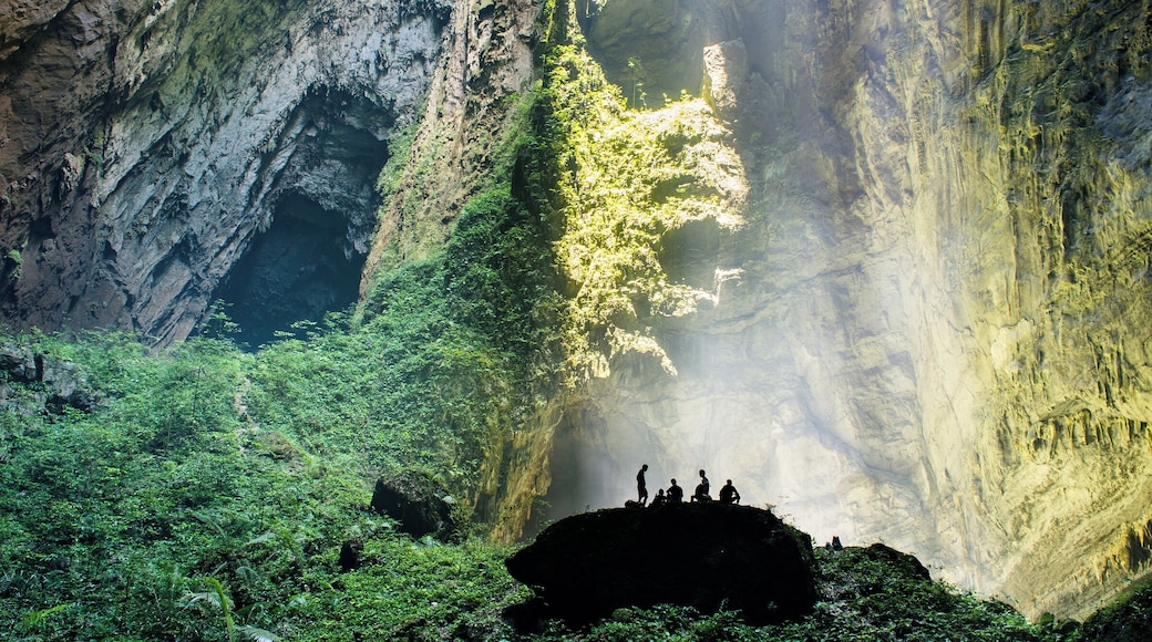 Cuevas de Son Doong