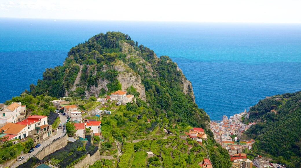 Pontone showing general coastal views, a city and mountains