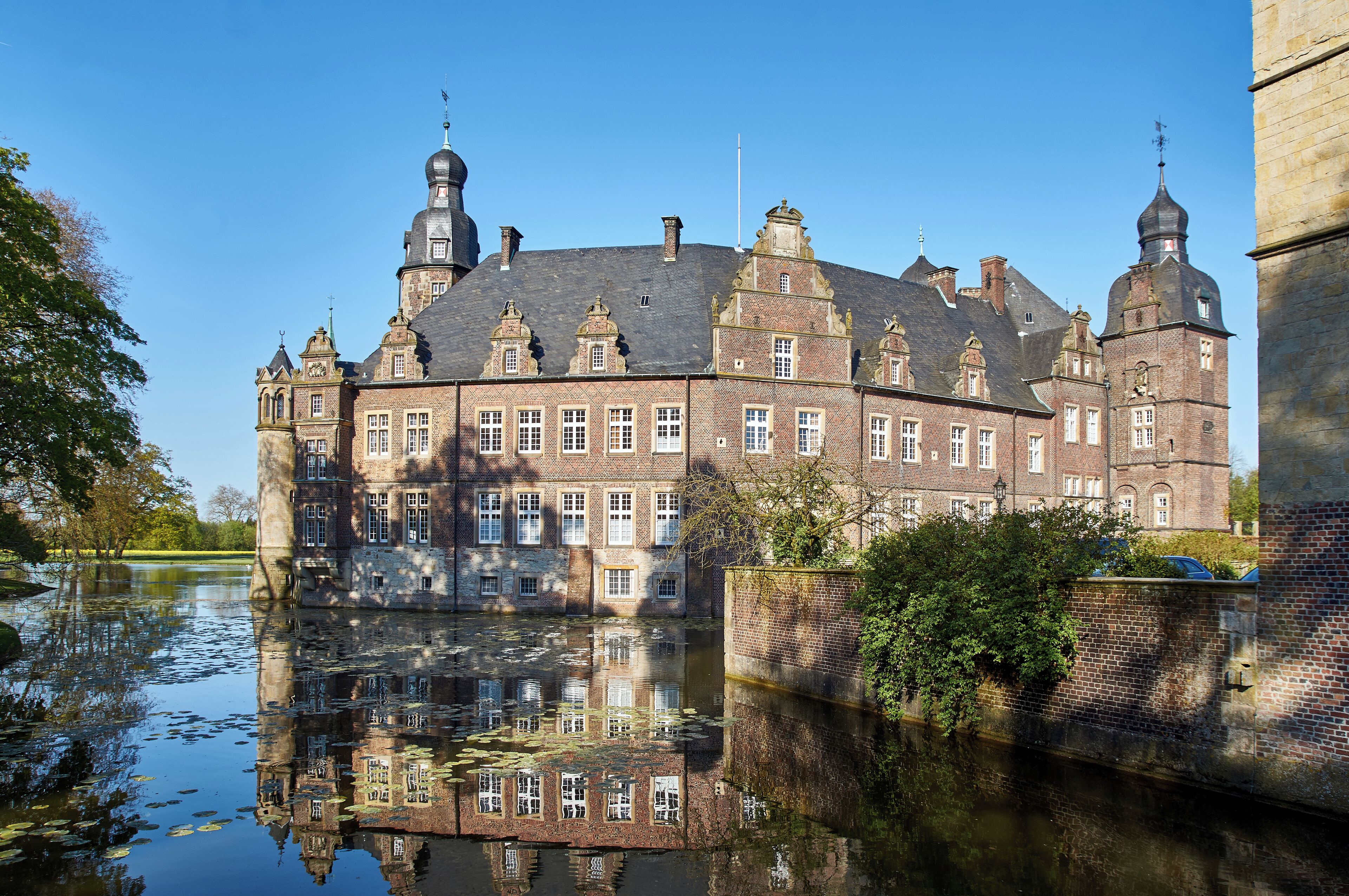 This is a photograph of an architectural monument. It is on the list of cultural monuments of Rosendahl, no. 73