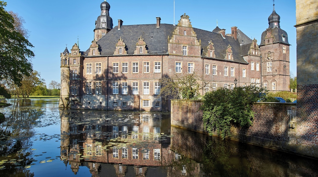 This is a photograph of an architectural monument. It is on the list of cultural monuments of Rosendahl, no. 73