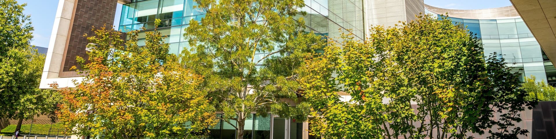 Bill and Melinda Gates Foundation Visitor Center which includes modern architecture