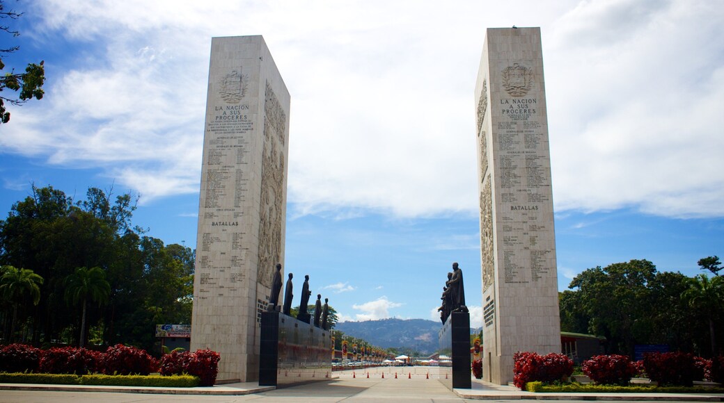 Proceres Promenade which includes a monument and a memorial