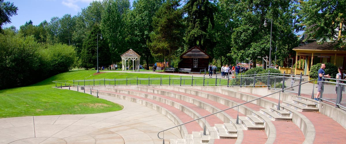 Veterans Memorial Amphitheater which includes theatre scenes and a garden